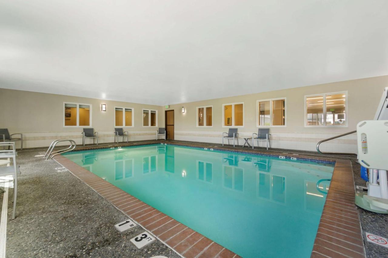Best Western Plus Wenatchee Downtown Hotel Bagian luar foto