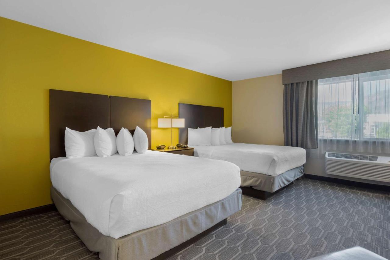 Best Western Plus Wenatchee Downtown Hotel Bagian luar foto