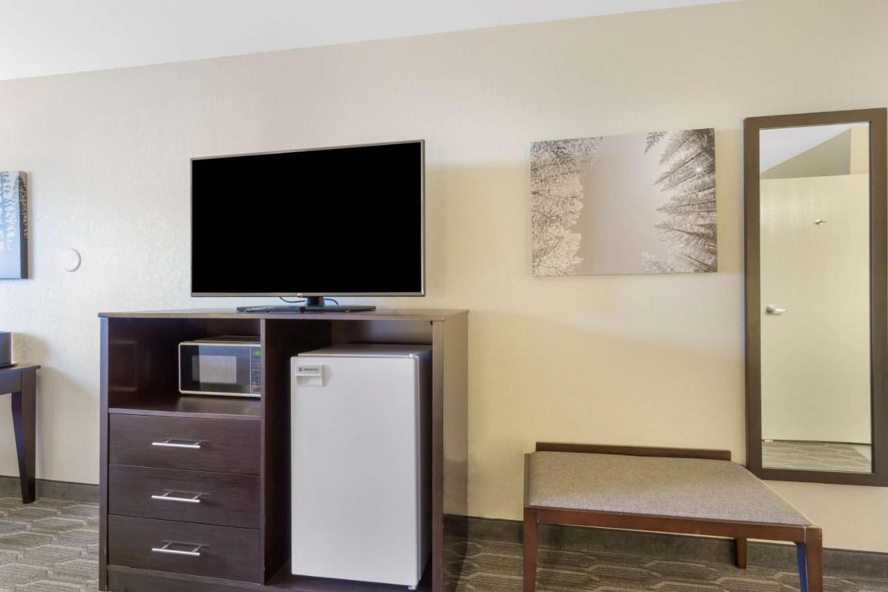Best Western Plus Wenatchee Downtown Hotel Bagian luar foto